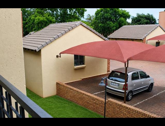 1 BEDROOM APARTMENT FOR SALE IN SAGEWOOD